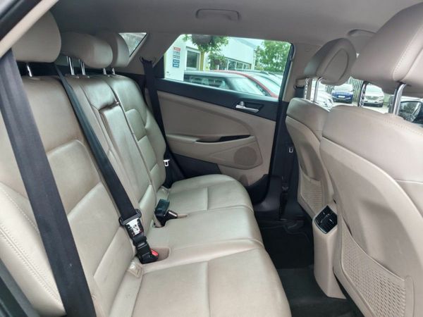 Hyundai Tucson 1.7 D Executive 371294048