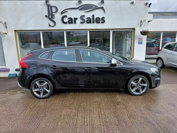 Volvo V40 D2 2.0d (120hp) R-Design NEW NCT 371295315