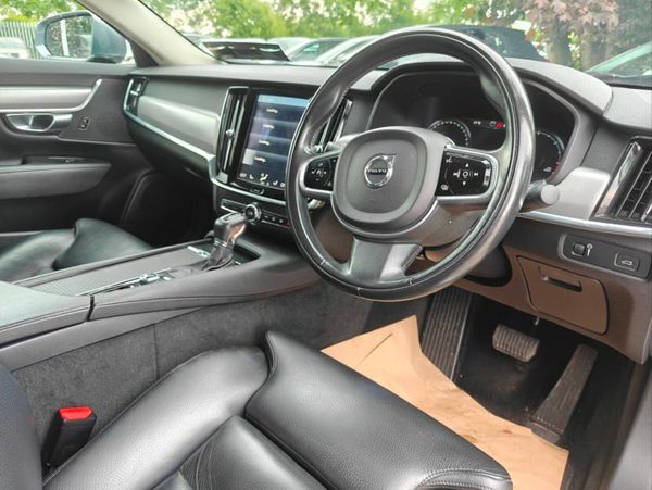 Volvo S90 D3 150hp Momentum Auto 371295404