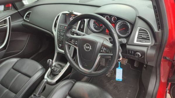 Opel Astra 2.0Cdti 165PS SRI 371296509