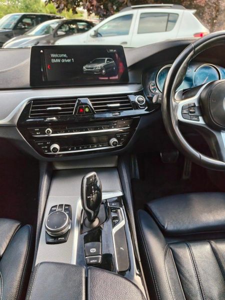 BMW 5-Series 520d M Sport Pro Touring 371293944