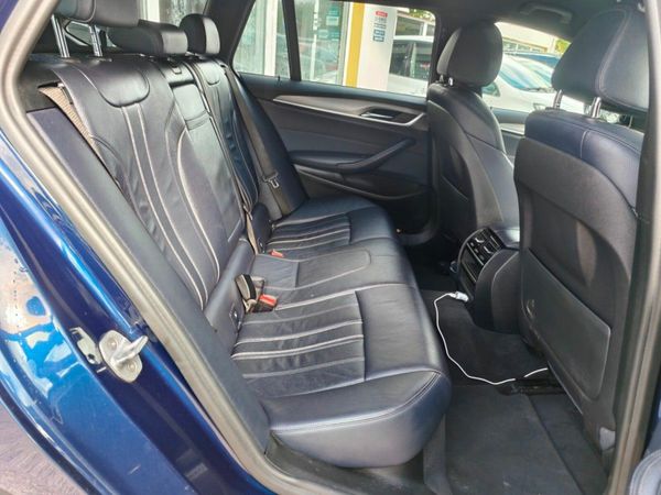 BMW 5-Series 520d M Sport Pro Touring 371293946