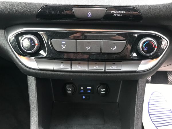 181 Hyundai I30 1.4 petrol New Model 371302135