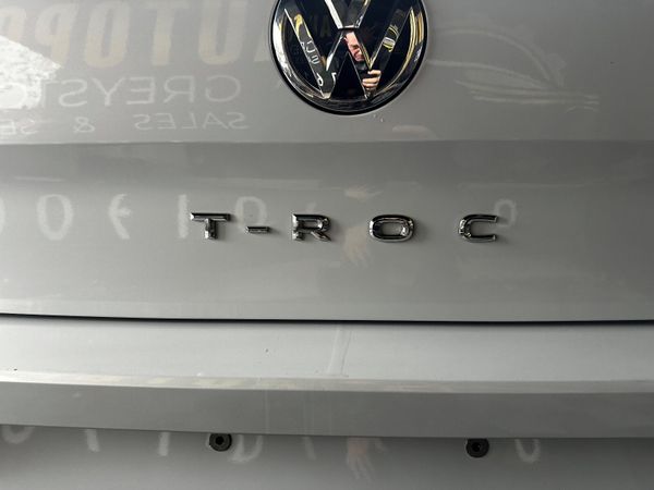 Vw T-Roc R line 371315919