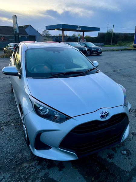 TOYOTA YARIS (2020) 1.5L PETROL HYBRID AUTOMATIC 371317241