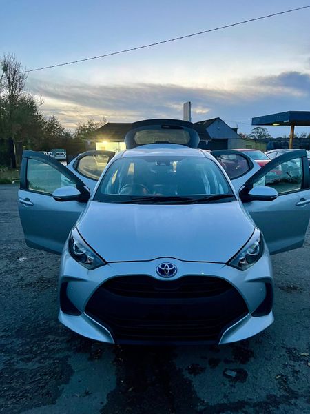TOYOTA YARIS (2020) 1.5L PETROL HYBRID AUTOMATIC 371317255