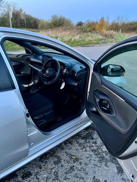 TOYOTA YARIS (2020) 1.5L PETROL HYBRID AUTOMATIC 371317258