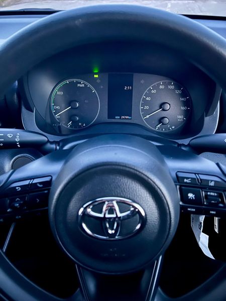 TOYOTA YARIS (2020) 1.5L PETROL HYBRID AUTOMATIC 371317377