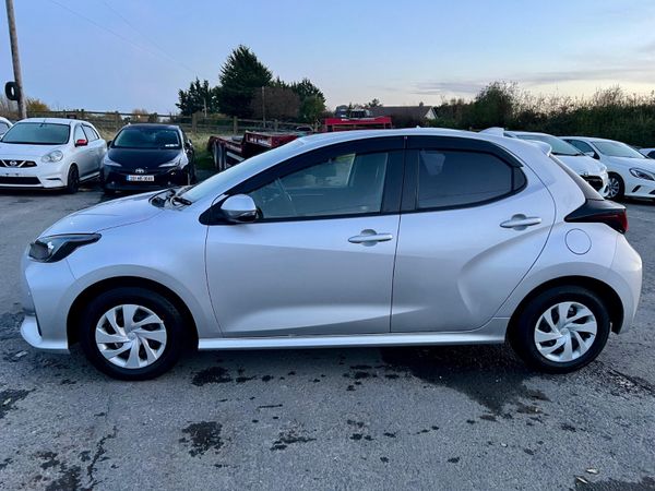 TOYOTA YARIS (2020) 1.5L PETROL HYBRID AUTOMATIC 371317385