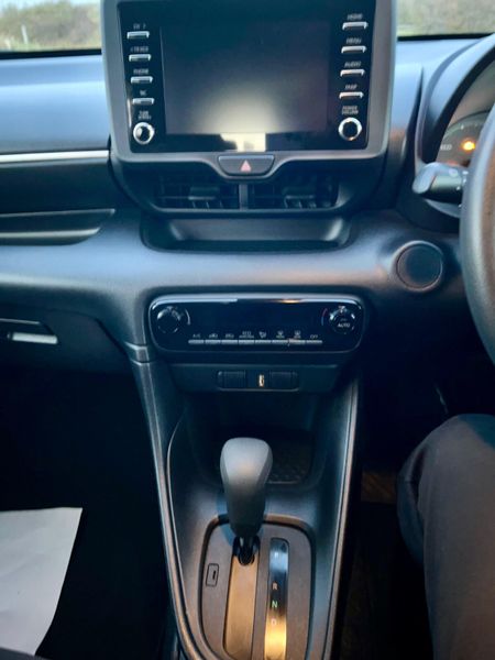 TOYOTA YARIS (2020) 1.5L PETROL HYBRID AUTOMATIC 371317382