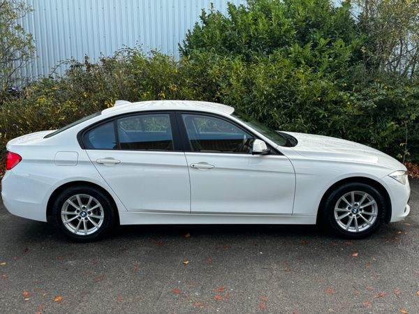 2017 BMW 3 series 320i Low mileage 371357733