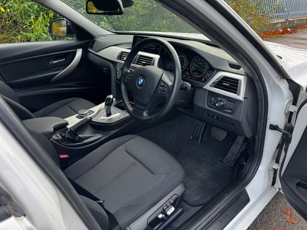 2017 BMW 3 series 320i Low mileage 371357756