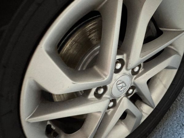 162 HYUNDAI TUCSON 371357858