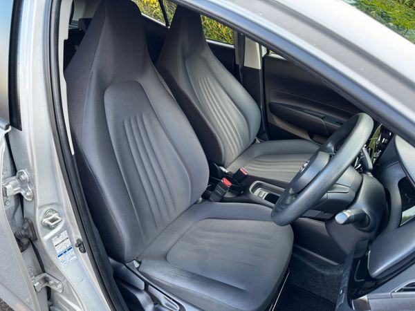 Toyota Aqua 2022 New Shape Hybrid 371359924