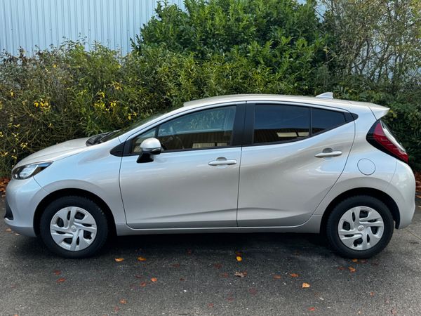 Toyota Aqua 2022 New Shape Hybrid 371359938