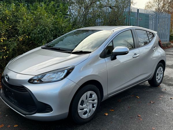 Toyota Aqua 2022 New Shape Hybrid 371359942