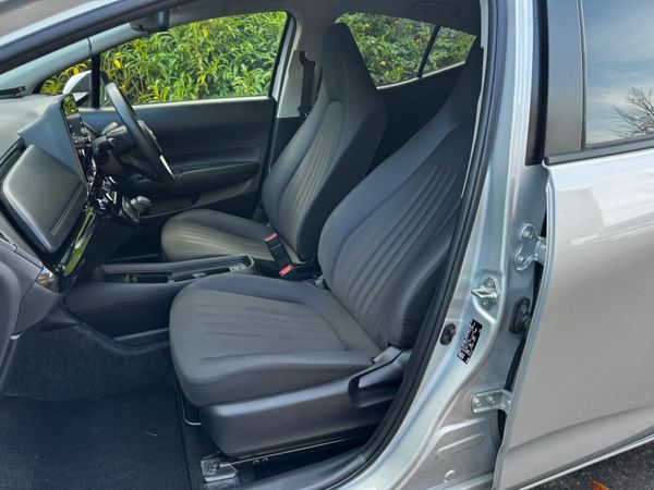 Toyota Aqua 2022 New Shape Hybrid 371359956