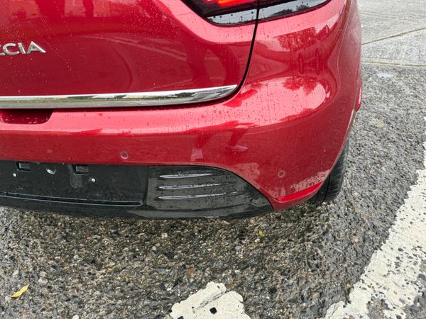 Renault Clio 2019 Auto 48,000 kms 371369981