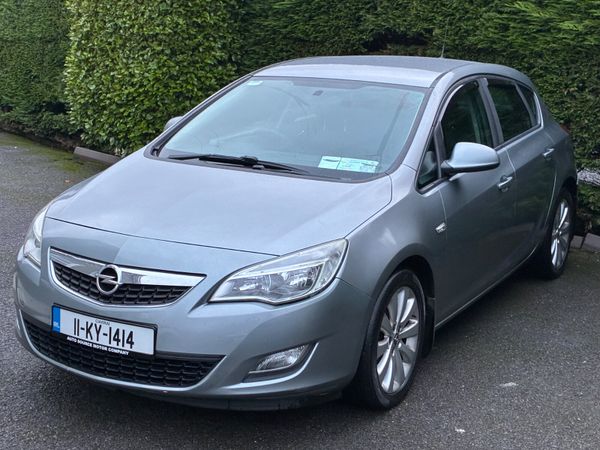 Opel Astra *NCT 07-26* 371404072