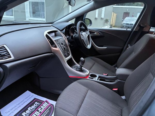 Opel Astra *NCT 07-26* 371404089