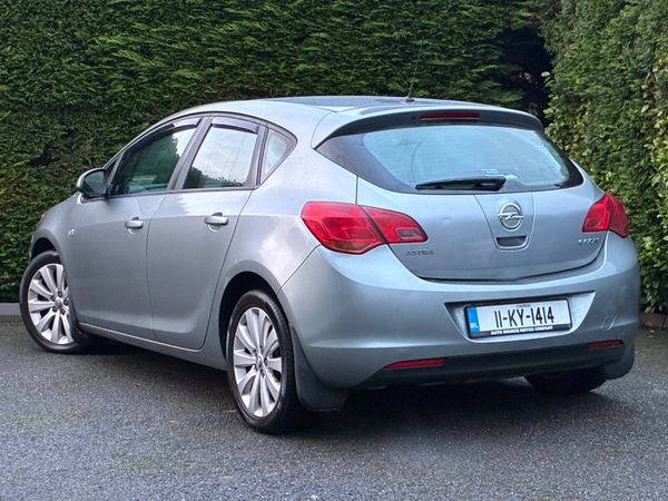 Opel Astra *NCT 07-26* 371404081
