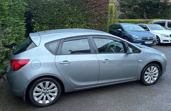 Opel Astra *NCT 07-26* 371404083