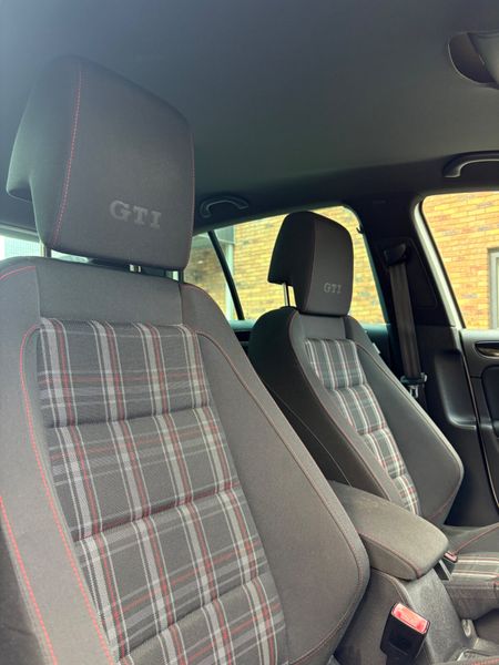 2011 GTI DSG - AS NEW 40,000 miles 371400820