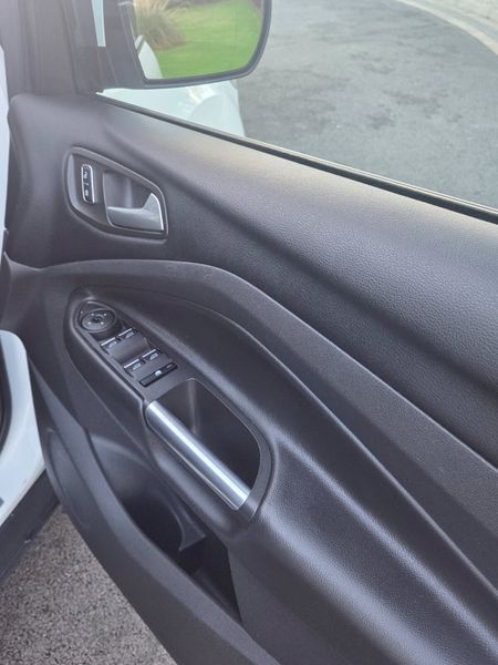 2015 FORD KUGA 2.0TDCI TITANIUM 150BHP 371401136