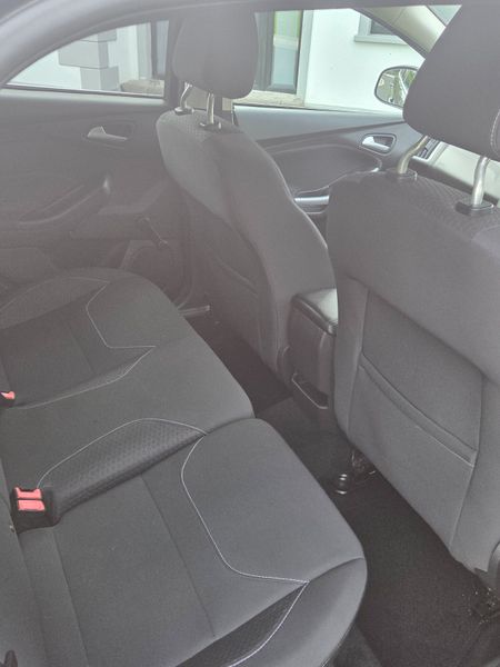 2017 FORD FOCUS ZETEC 120BHp 371401584