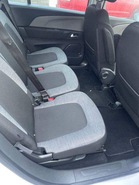Citroen C4  grand Picasso 7 seater 371413033