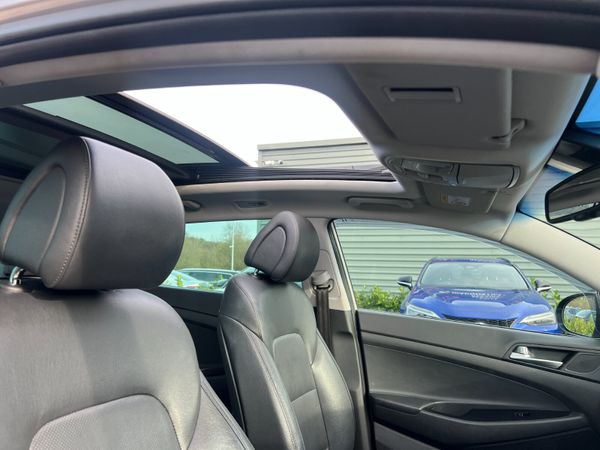 2016 Hyundai Tucson Premium SE 2.0 CRDI BlueDrive 371425589