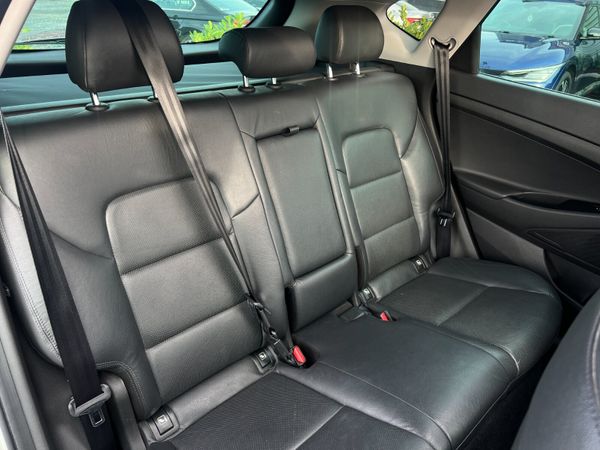 2016 Hyundai Tucson Premium SE 2.0 CRDI BlueDrive 371425618