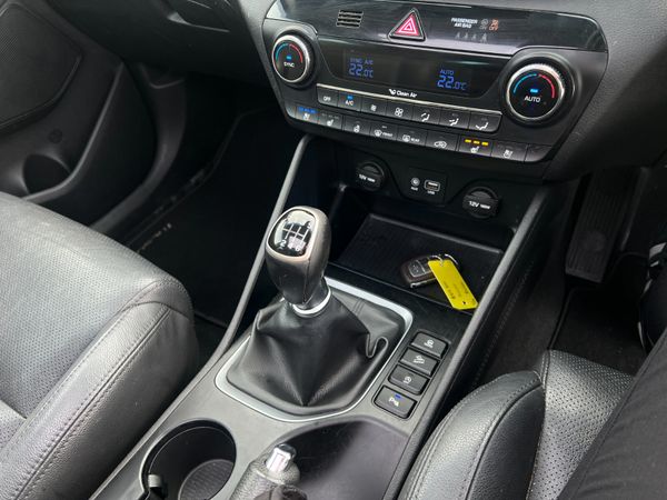 2016 Hyundai Tucson Premium SE 2.0 CRDI BlueDrive 371425611