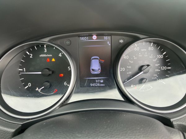 2018 (182) Nissan Qashqai Tekna 1.5 DCI - Pan Roof 371425876