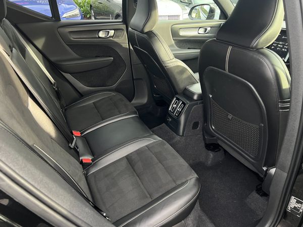 2021 Volvo XC40 R-Design T4 Recharge PHEV Auto 371426710