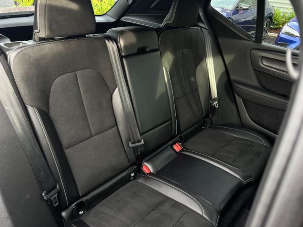 2021 Volvo XC40 R-Design T4 Recharge PHEV Auto 371426712