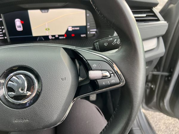 2022 (222) Skoda Octavia SE Technology 2.0 TDI 371427274