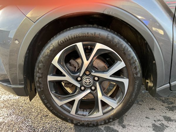 2021 Toyota CH-R Design 1.8 CVT Hybrid 371427979