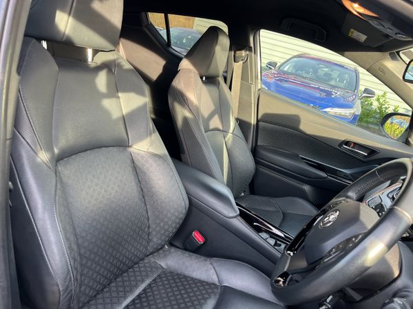 2021 Toyota CH-R Design 1.8 CVT Hybrid 371427996