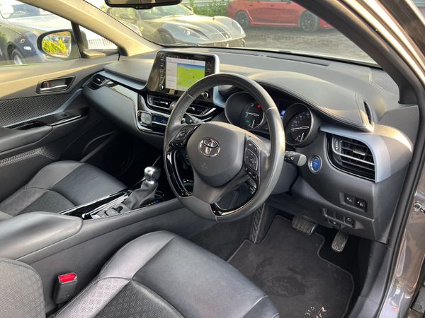 2021 Toyota CH-R Design 1.8 CVT Hybrid 371427993