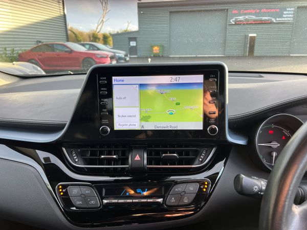 2021 Toyota CH-R Design 1.8 CVT Hybrid 371428000