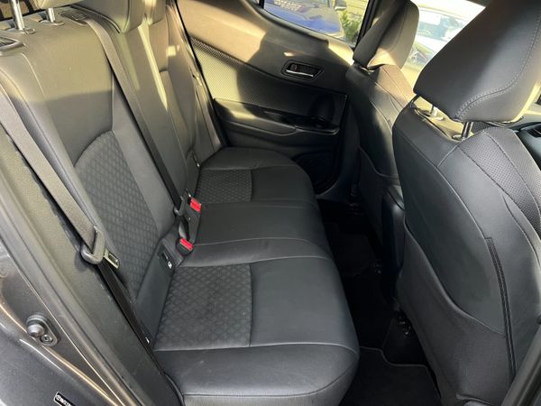 2021 Toyota CH-R Design 1.8 CVT Hybrid 371428013