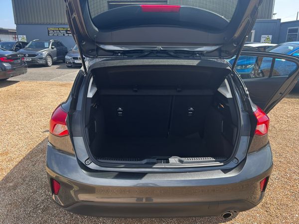 Ford Focus Zetec 1.5 TDCI 371432846