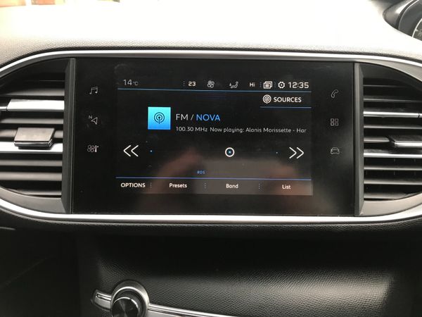 191 Peugeot 308 GT Line puretech 1.2 petrol 371449772