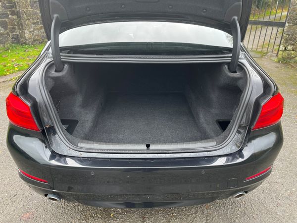 BMW 5-Series 530d SE Auto 371468823