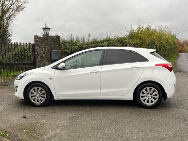 Hyundai i30 1.4 diesel Van 371492590