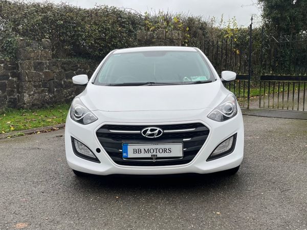 Hyundai i30 1.4 diesel Van 371492593