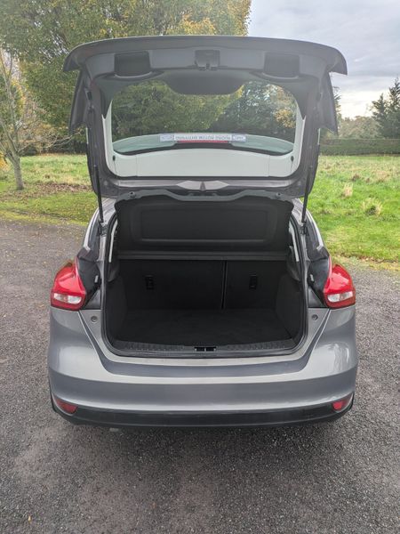 FORD FOCUS TITANIUM FULL SERVICE HISTORY/ NCT 3/27 371493027