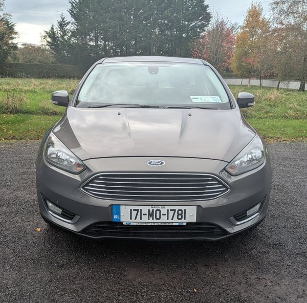 FORD FOCUS TITANIUM FULL SERVICE HISTORY/ NCT 3/27 371493039