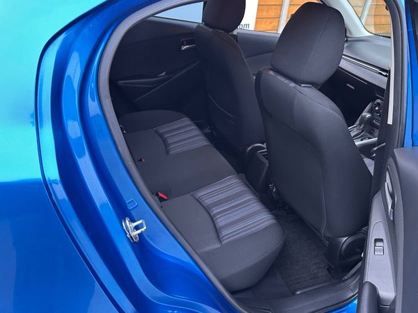 Mazda Demio 2016 1.2 petrol Auto 371501898